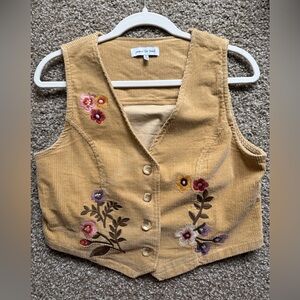 Women’s Floral Vest Top Size M